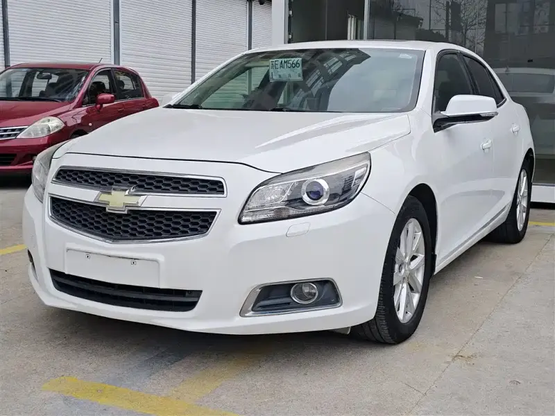 Chevrolet Malibu, 2015