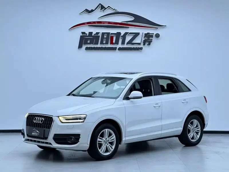 Audi Q3, 2014 — фото 1