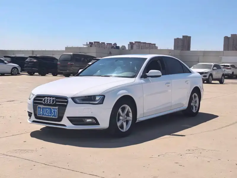 Audi A4L, 2013