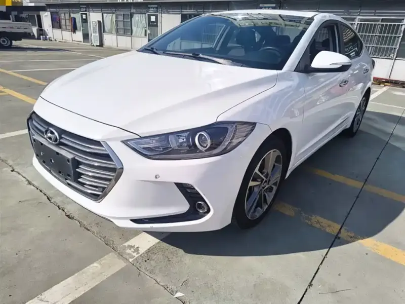 Hyundai Elantra, 2017