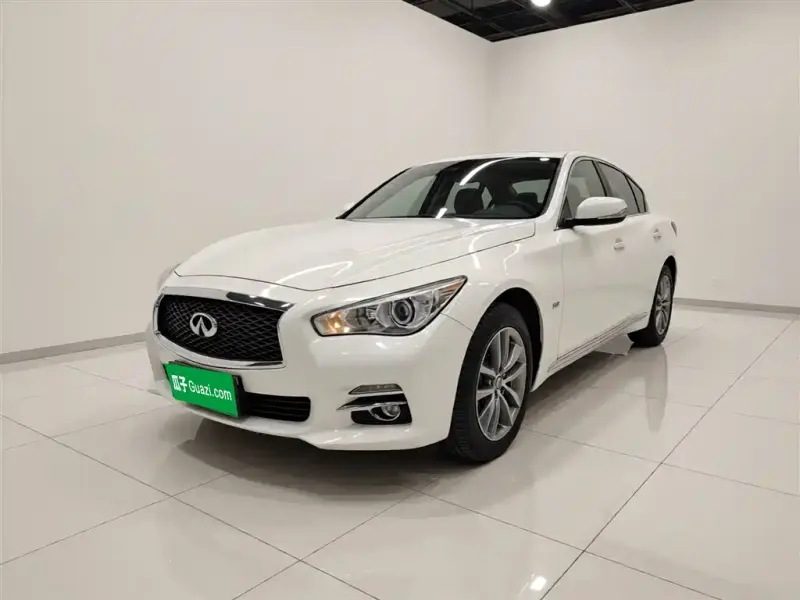 Infiniti Q50L, 2016