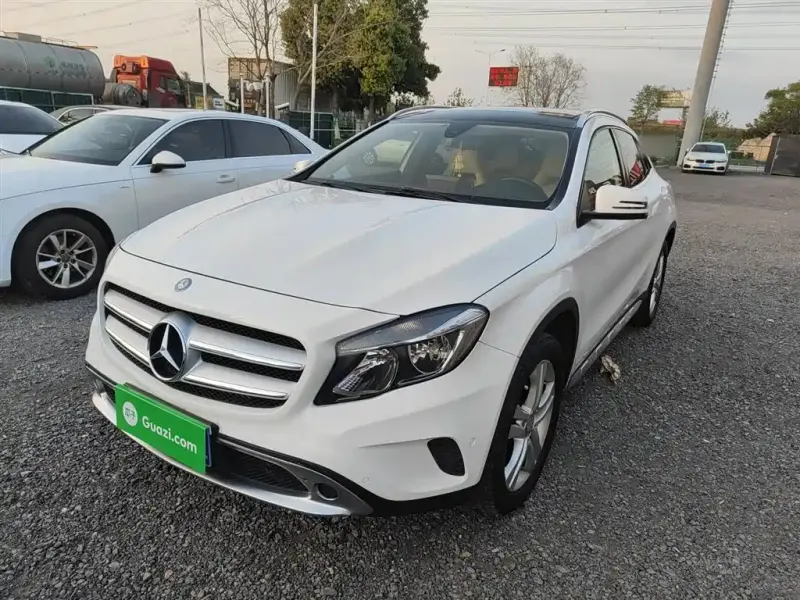 Mercedes-Benz GLA, 2017 — фото 1