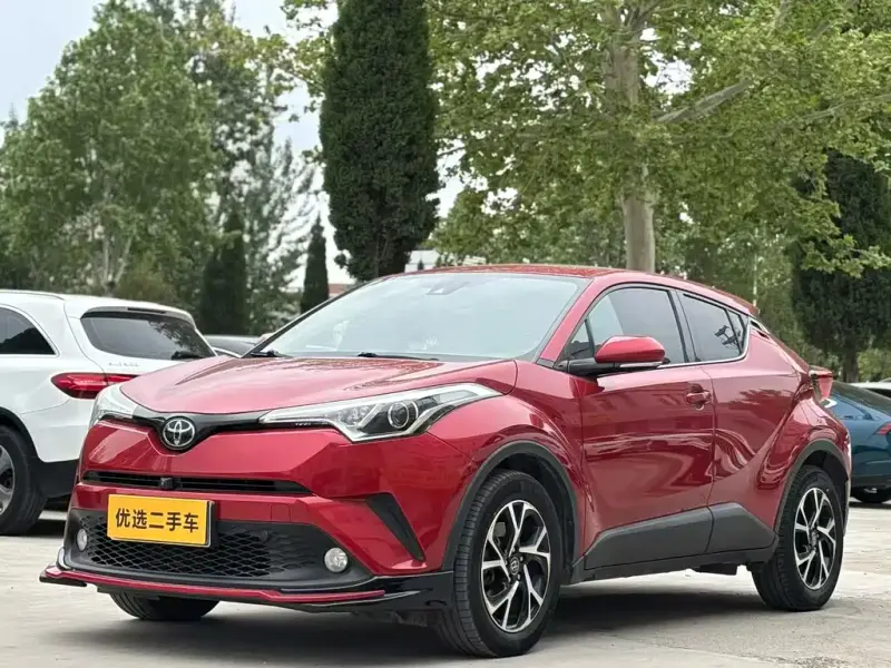 Toyota C-HR, 2019 — фото 1