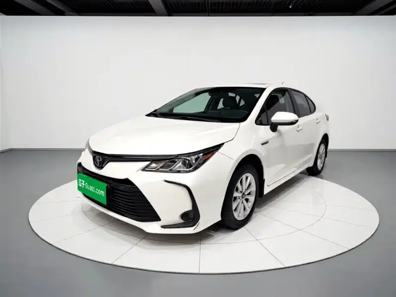 Toyota Corolla, 2021 — фото 1