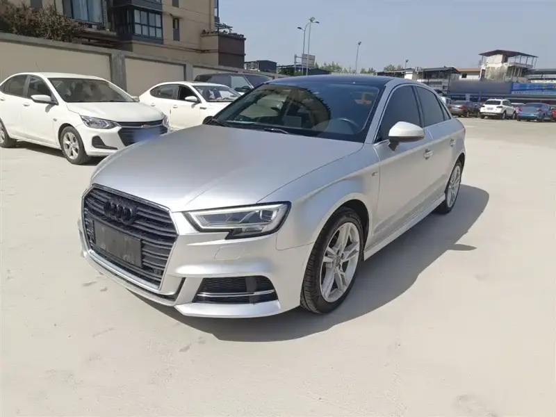 Audi A3, 2019 — фото 1