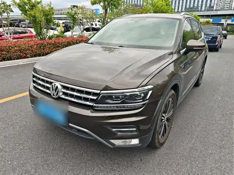 Volkswagen Tiguan L, 2018