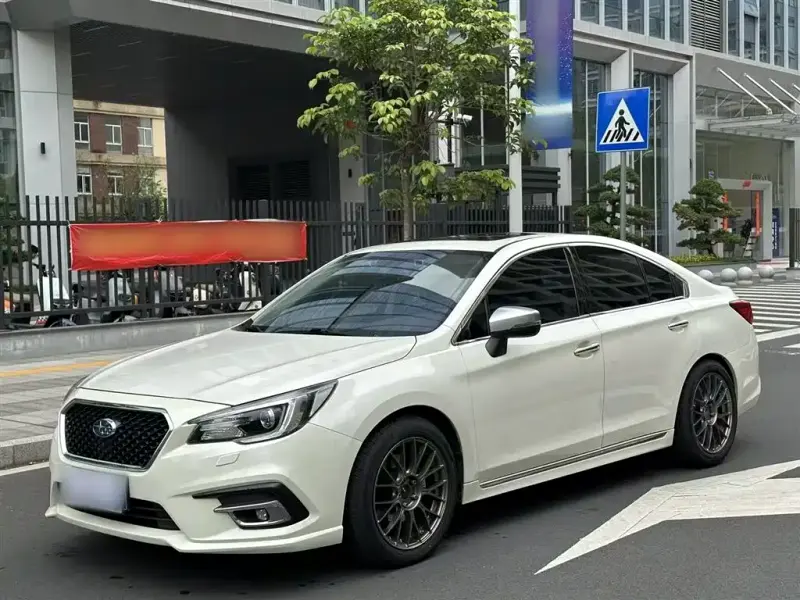 Subaru Legacy, 2018 — фото 1