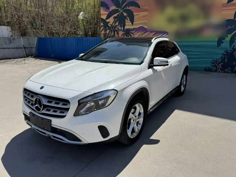 Mercedes-Benz GLA, 2018 — фото 1