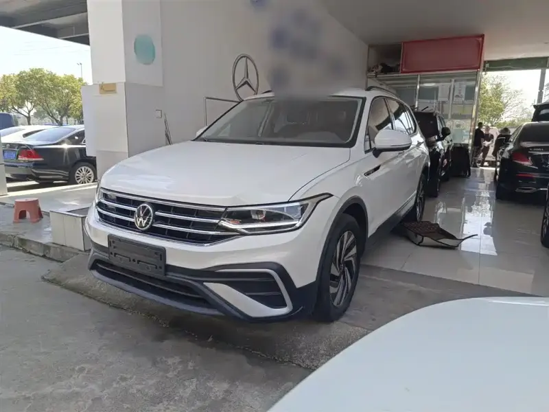 Volkswagen Tiguan L, 2022
