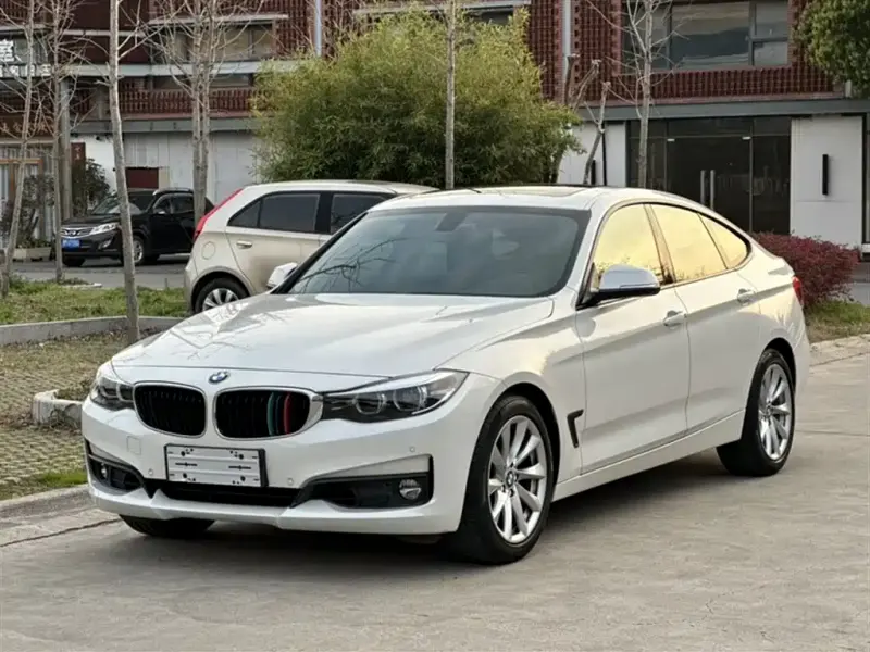 BMW 3 Series GT, 2018 — фото 1
