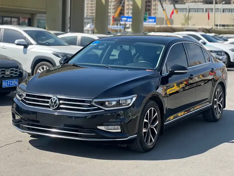 Volkswagen Magotan, 2023