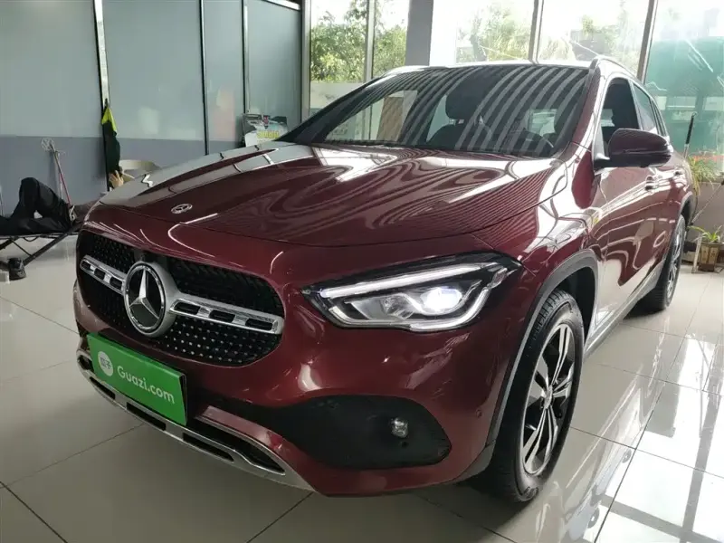 Mercedes-Benz GLA, 2020 — фото 1