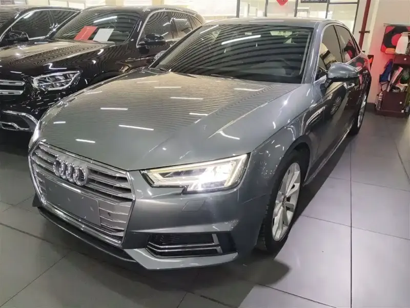 Audi A4L, 2018