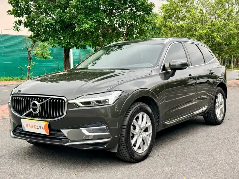 Volvo XC60, 2019 — фото 1