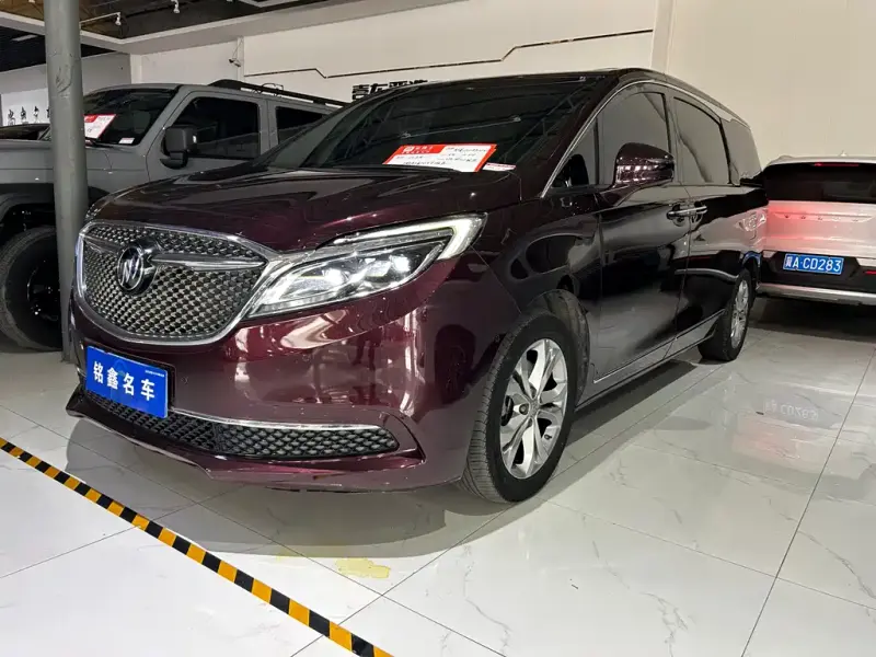 Buick GL8, 2018