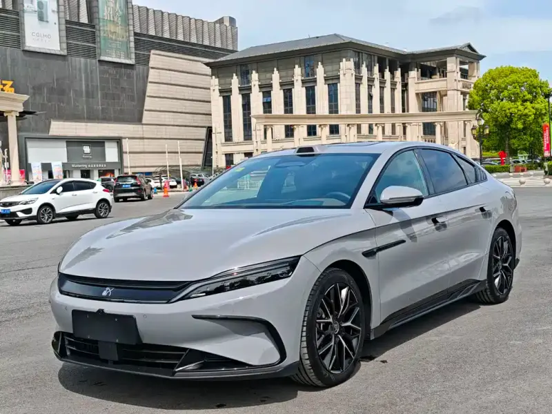 BYD Han, 2025
