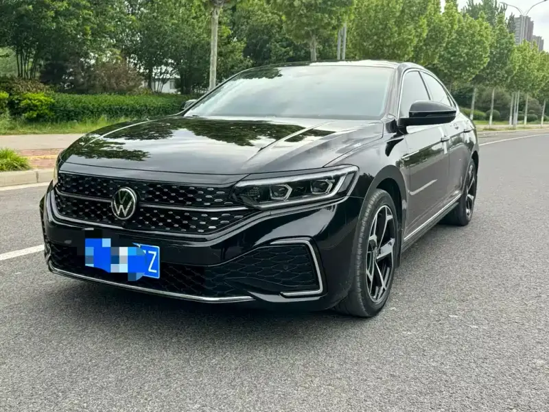 Volkswagen Passat, 2024
