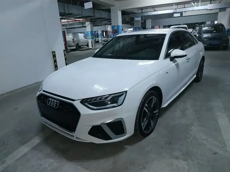 Audi A4L, 2021