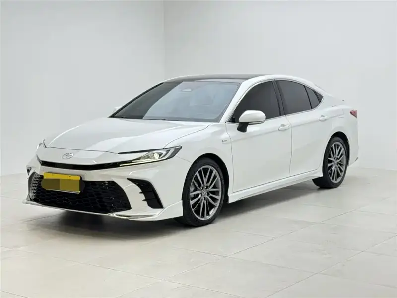 Toyota Camry, 2025