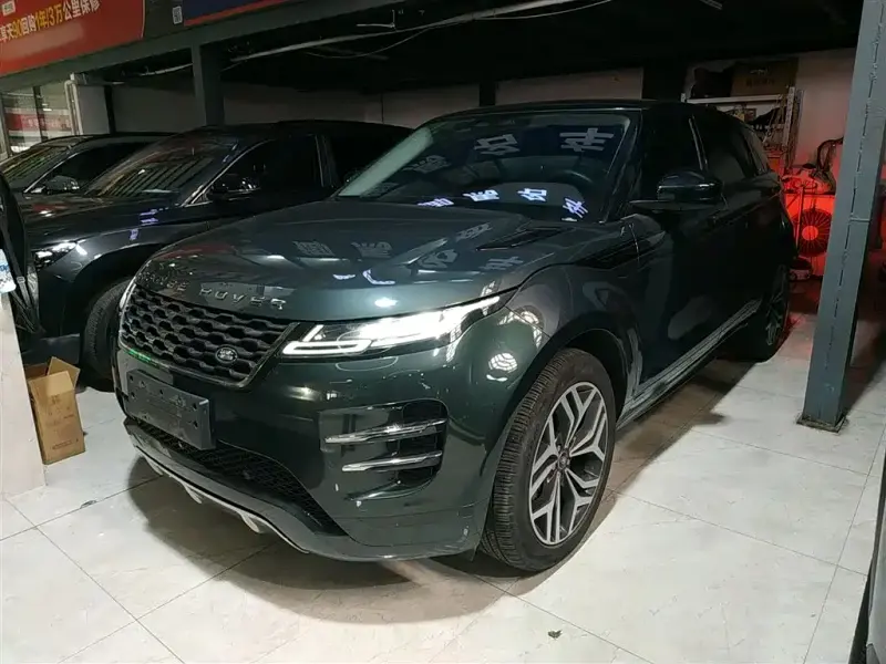 Land Rover Evoque, 2022 — фото 1
