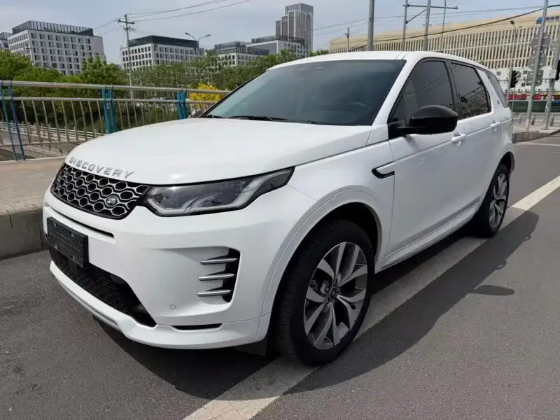 Land Rover Discovery Sport, 2025