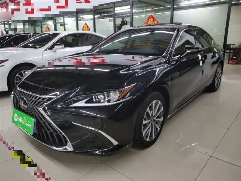 Lexus ES, 2023