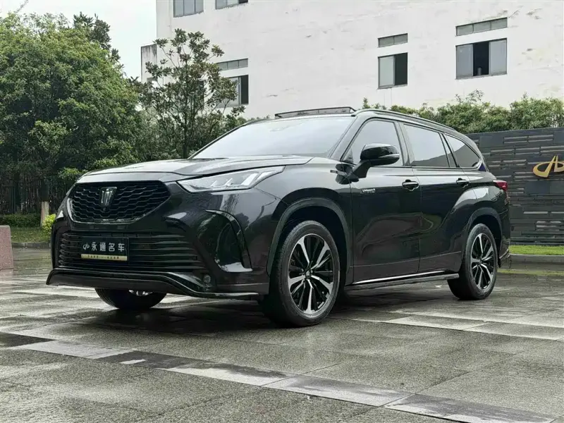 Toyota Crown Kluger, 2021 — фото 1