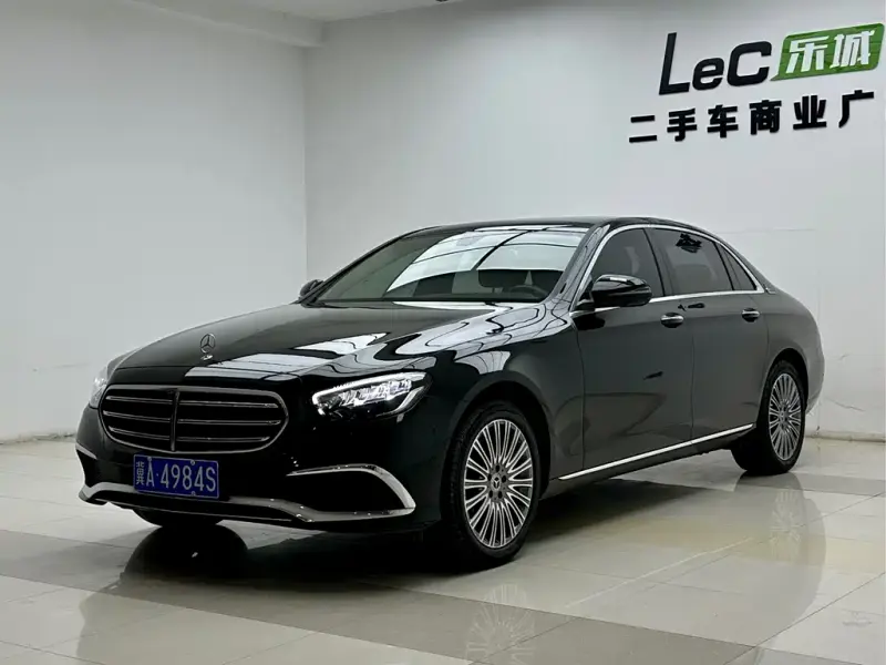 Mercedes-Benz E-Class, 2020 — фото 1
