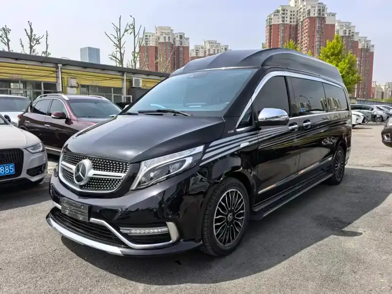 Mercedes-Benz V-Class, 2020 — фото 1
