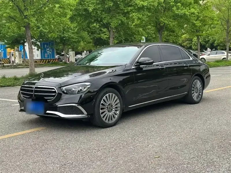 Mercedes-Benz E-Class, 2023 — фото 1