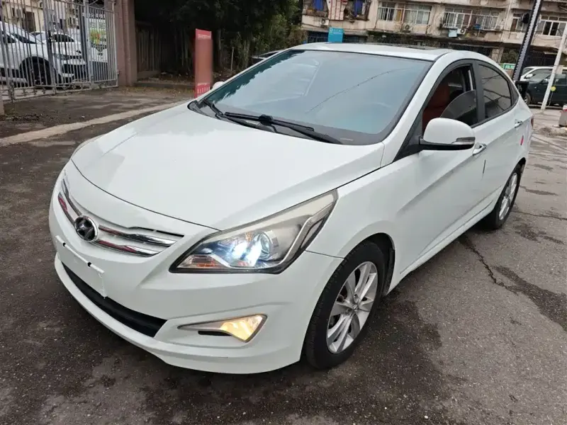 Hyundai Verna, 2016