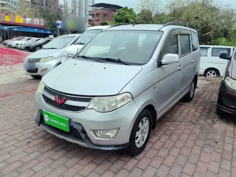 Wuling Hongguang, 2015 — фото 1