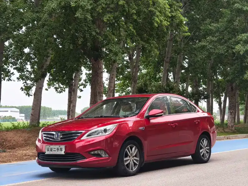 Changan Eado, 2016 — фото 1