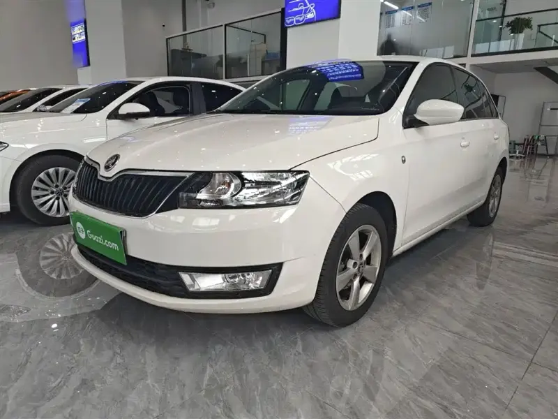 Skoda Rapid Spaceback, 2016 — фото 1