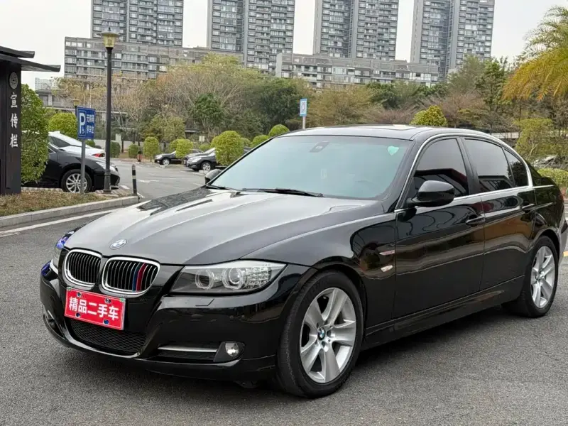 BMW 3 Series, 2011 — фото 1