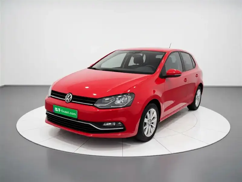 Volkswagen Polo, 2015 — фото 1