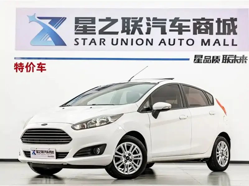 Ford Fiesta, 2015 — фото 1