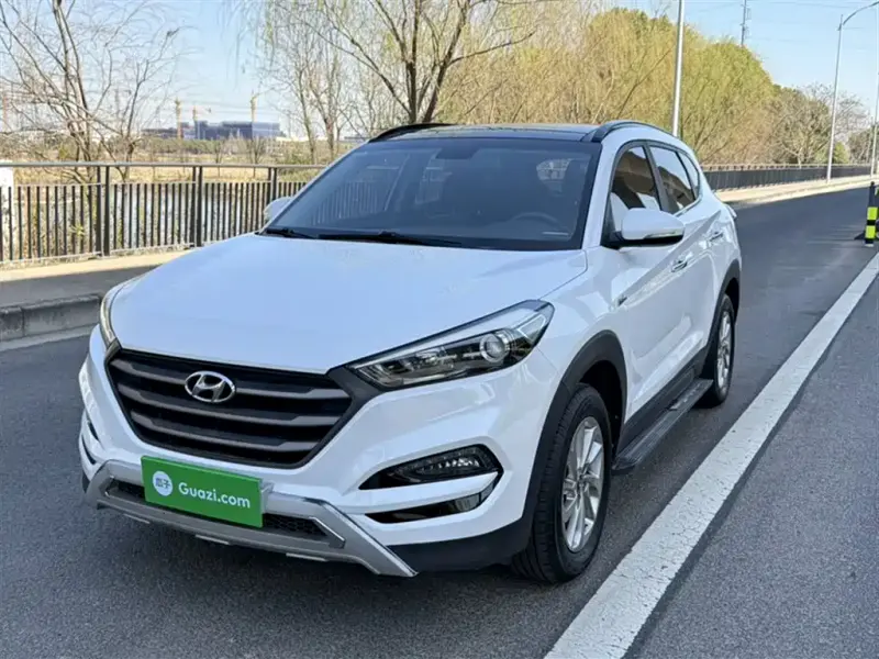 Hyundai Tucson, 2015 — фото 1