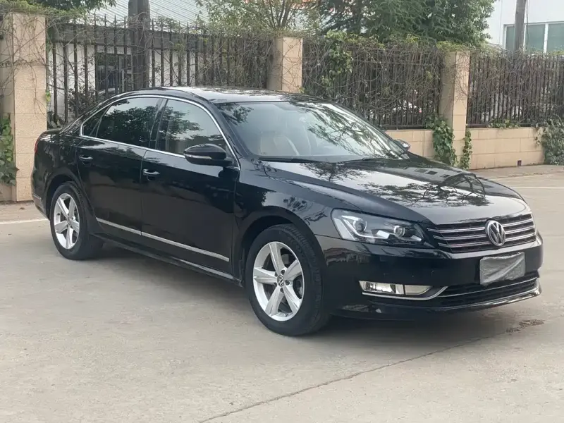 Volkswagen Passat, 2015 — фото 1
