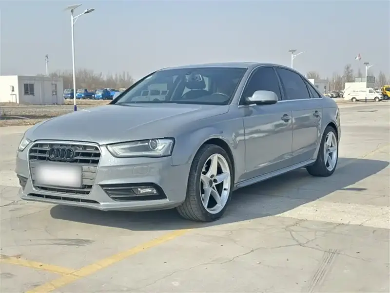Audi A4L, 2014