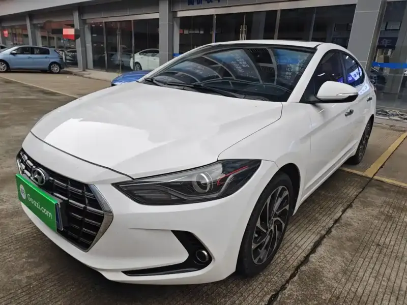 Hyundai Elantra, 2020