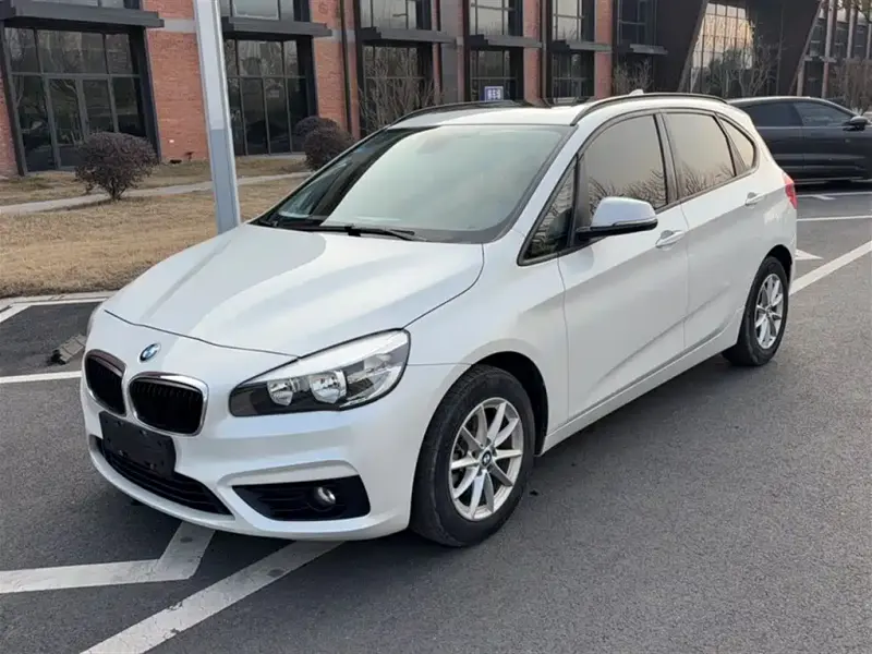 BMW 2 Series Active Tourer, 2017 — фото 1