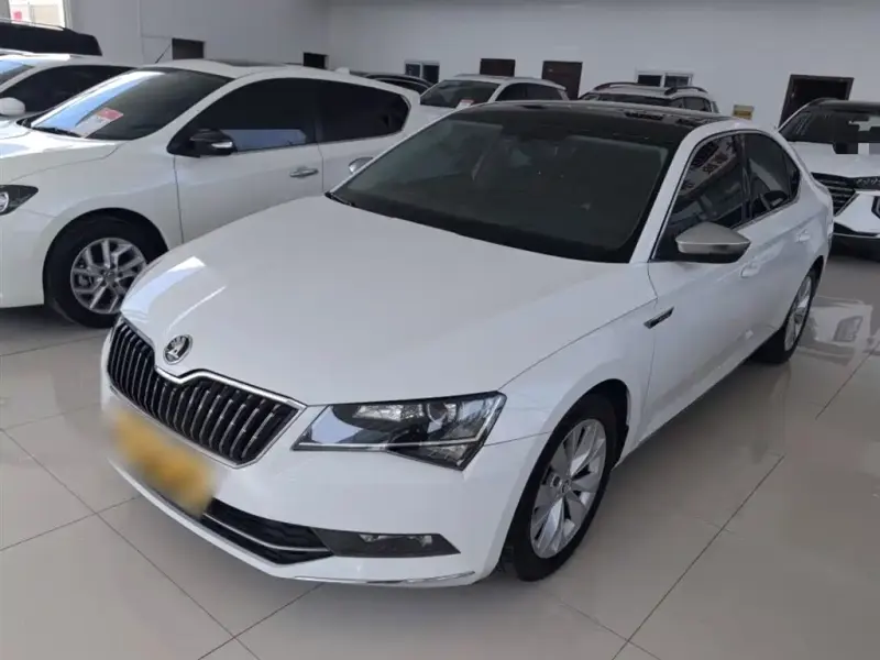 Skoda Superb, 2016