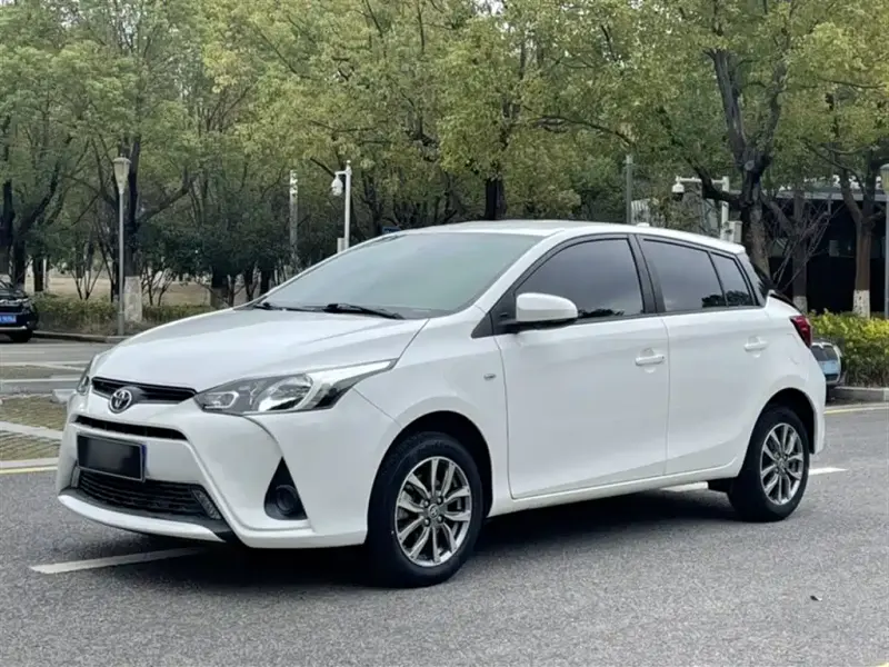 Toyota Yaris L, 2021