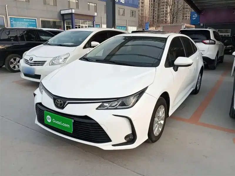 Toyota Corolla, 2019 — фото 1