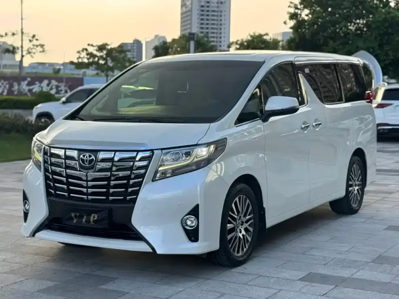 Toyota Alphard, 2017