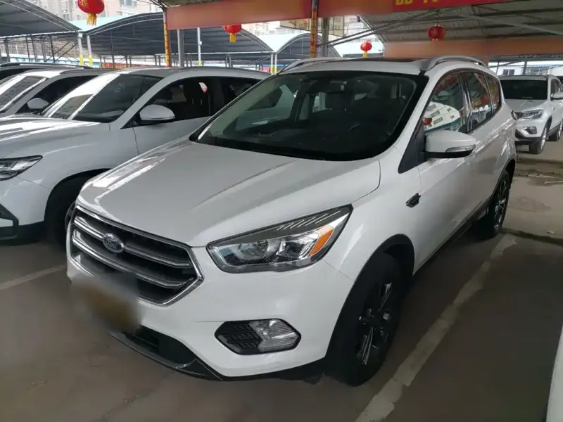 Ford Kuga, 2021