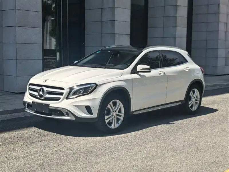 Mercedes-Benz GLA, 2016 — фото 1