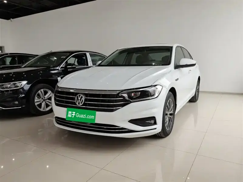 Volkswagen Sagitar, 2021