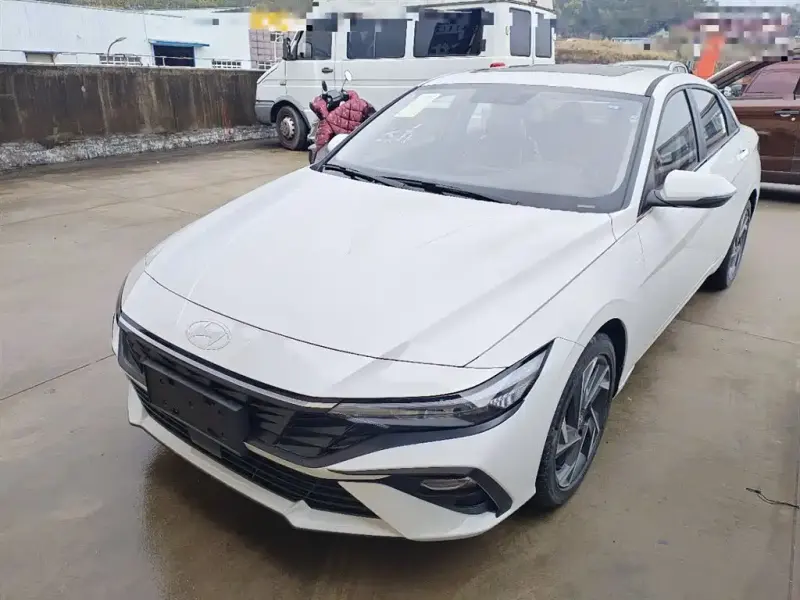 Hyundai Elantra, 2026